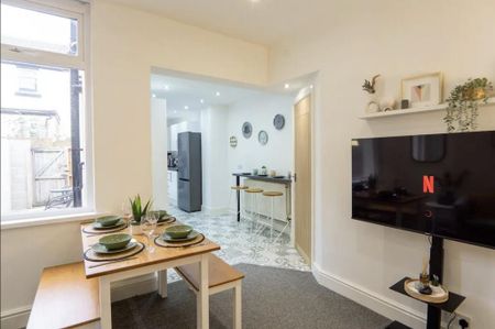 3 bedroom house to rent - Photo 2