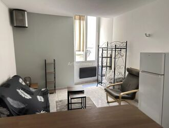 Location Appartement 1 pièces 30 m2 à Aubagne - Photo 3