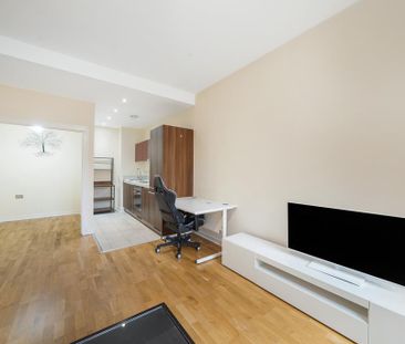 1 bedroom flat to rent - Photo 3