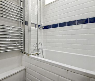 3 bedroom terraced house to rent - Photo 3