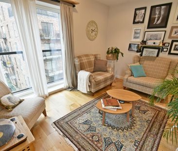 2 Bed Penthouse, Old Mill Street, M4 - Photo 4