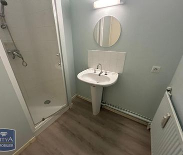 Location Appartement 1 pièce 33m² LAVAL 53000 - Photo 5