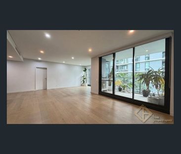 Luxury Living| Oversize 2 + Study Designer Apartment| Resort-Style ... - Photo 2