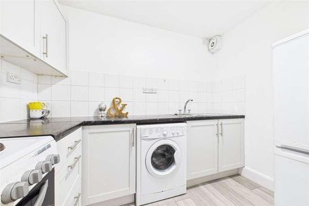 Norfolk Road, Maidenhead, Berkshire, SL6 - Photo 2