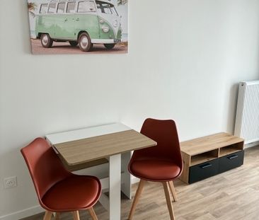 Location Appartement 1 pièce 25m² - Photo 2