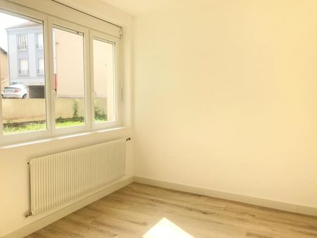 Location Appartement 2 pièces 70m² - Photo 2