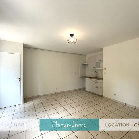 Location Appartement 2 pièces 40m² - Photo 3