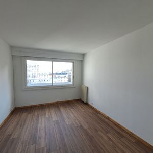 STUDIO - 38 rue Stephenson Paris (75018) - Photo 3