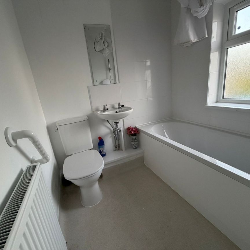 3 bedroom house to rent - Photo 1