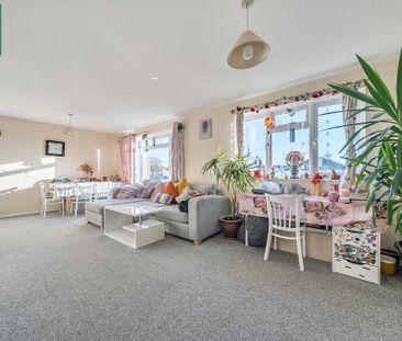 2 bedroom flat to rent - Photo 6