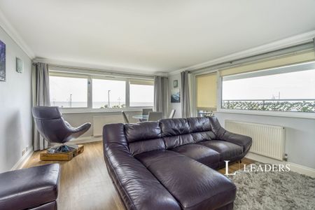 2 bedroom apartment to rent The Gables, Norfolk Square, PO21 - Photo 2