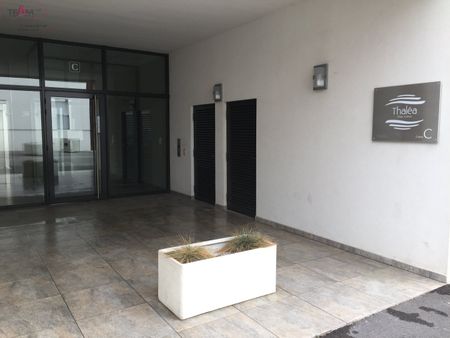 Location Appartement 1 pièce 31m² SETE 34200 - Photo 5