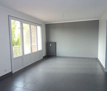 Location Appartement 3 pièces 70m² - Photo 1
