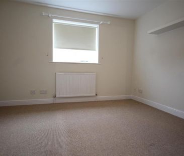 2 bedroom house to rent - Photo 3