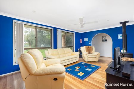 4 bedroom home on a 2178m2 block with large shed at the rear - Photo 2