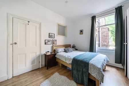 2 bedroom maisonette to rent - Photo 5