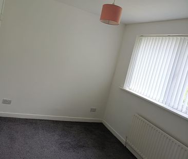 Modern 3 Bedroom Semi to Rent in Pontefract - Photo 6