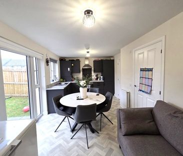 10 Mugiemoss Place West, AB21 9HD, Aberdeen - Photo 2