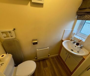 Bramham Croft, Wombwell, Barnsley , S73 8BE - Photo 5