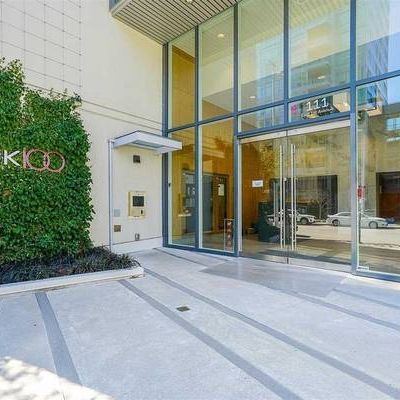 $3,500 / 2br - 937ft2 - Olympic Village 2 Bed 2 Bath Corner Unit - Photo 3