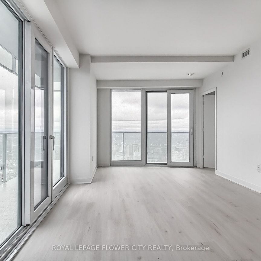 For Lease - 3900 Confedration Parkway Unit# 5704, Mississauga, Ontario - Photo 1