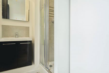 MARECHAL LECLERC S Roommate 5 Bedrooms at Lille - Photo 4