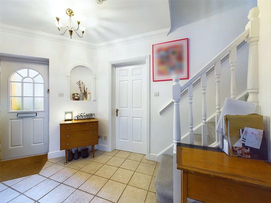 Admiralty Way, Teddington - 4 bedrooms Property for lettings - Chasebuchanan - Photo 1