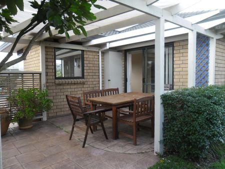 Paraparaumu - 3 Bedrooms - Photo 5