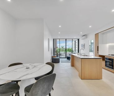 Renting Reimagined - Furnished 2 Bedroom Apartment - Photo 1