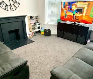 Swaythling, So17 - Photo 1