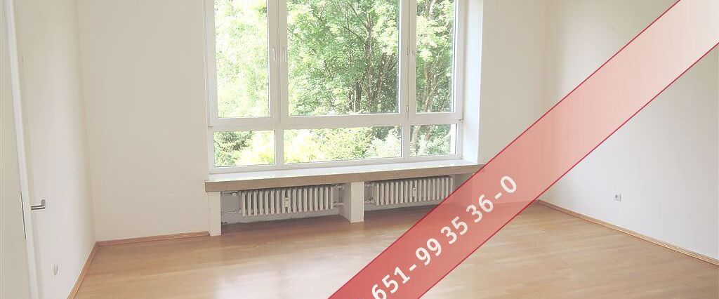 Trier-Ehrang: Großzügige 2,5-Zimmer-Wohnung mit schönem Ausblick und Kellerraum - Photo 1