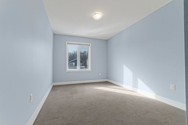 For Lease - 673 Chelton Road, London South, Ontario - Photo 1