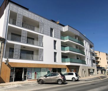 Location Appartement 2 pièces 50m² MONTAIGU VENDEE 85600 - Photo 6