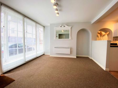 Orange Street, Canterbury - Photo 2