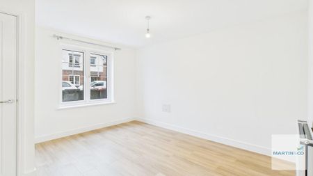 3 bedroom semi-detached house to rent - Photo 5