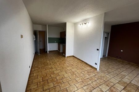 Appartement F1 à louer à TOURNON SUR RHONE - Photo 3