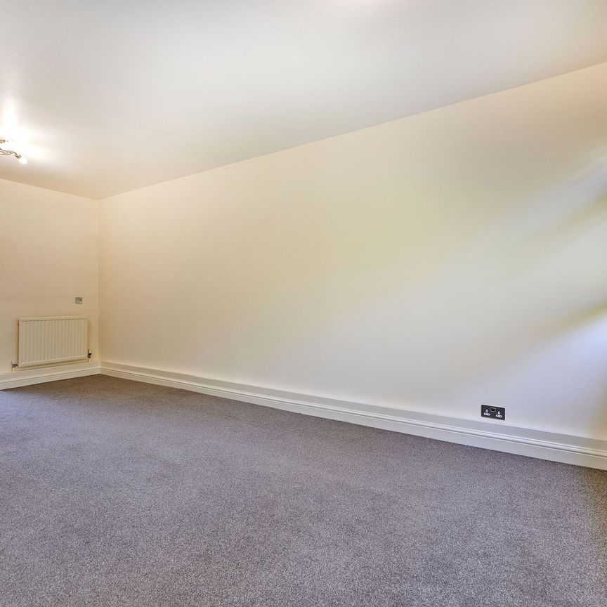 Available unfurnished from 21/11/2025 - Photo 1