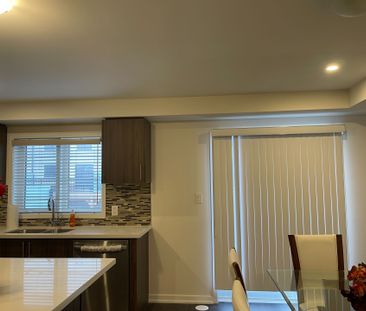 For Lease - 1387 Bradenton Path, Oshawa, Ontario - Photo 5