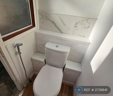 2 bedroom maisonette to rent - Photo 1