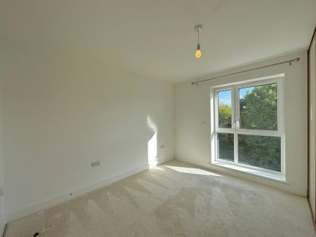 2 bedroom property to rent - Photo 4