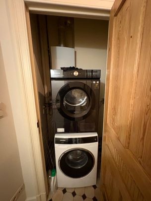 Stijlvol 2-slaapkamerappartement op wandelafstand van Centraal Station - Photo 1