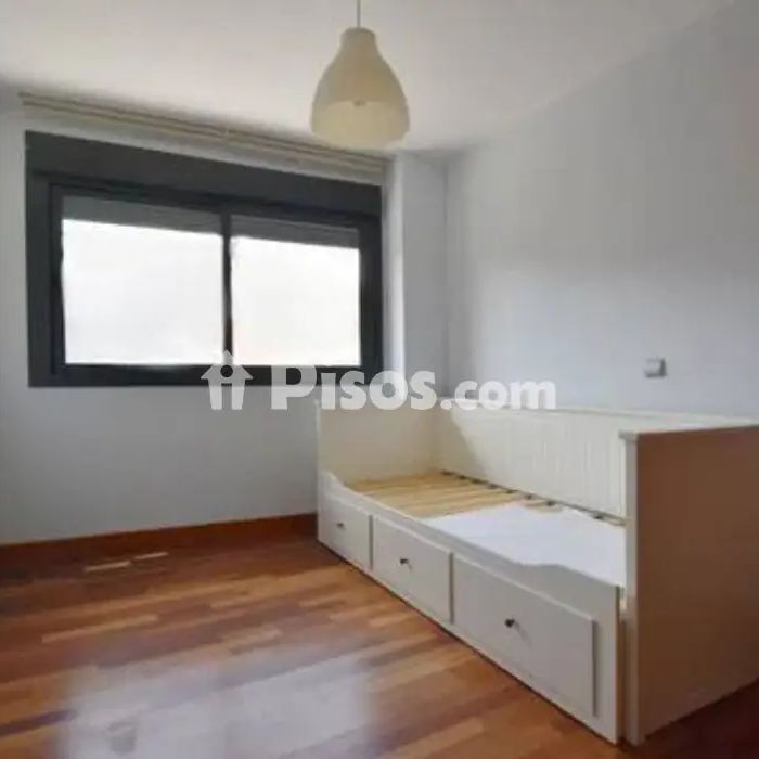 Piso en alquiler en Centro-Egido - Foto 1