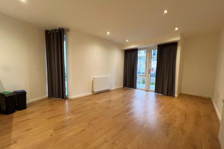 2 bedroom apartment to rent - Photo 4