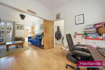 Highfield Road, London, N21 - Photo 4