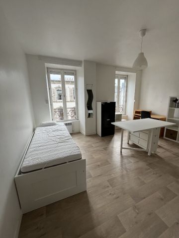 Location Appartement 1 pièce 23m² - Photo 2