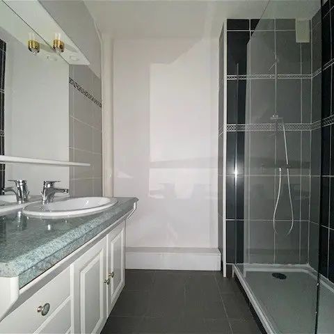 Location appartement 3 pièces - 67.76m² à Limoges (87000) - Photo 1