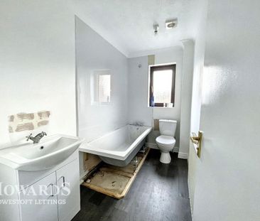 2 bedroom terraced house to rent - Photo 3