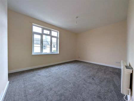 2 bedroom semi-detached house to rent - Photo 2