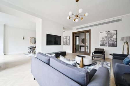 5 bedroom flat to rent - Photo 3