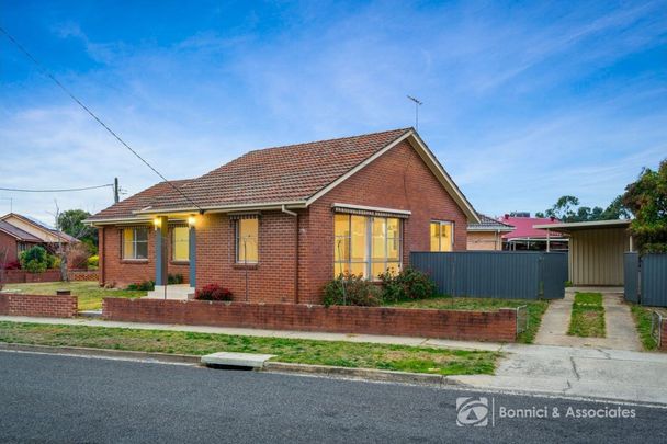 2 Anderson Street, Wodonga - Photo 1